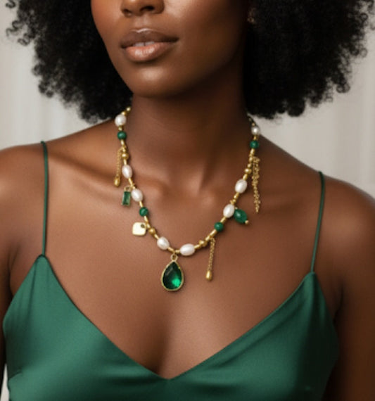 Green Fashion Charm Necklace