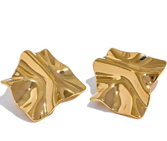 Delia Earrings YIhPup