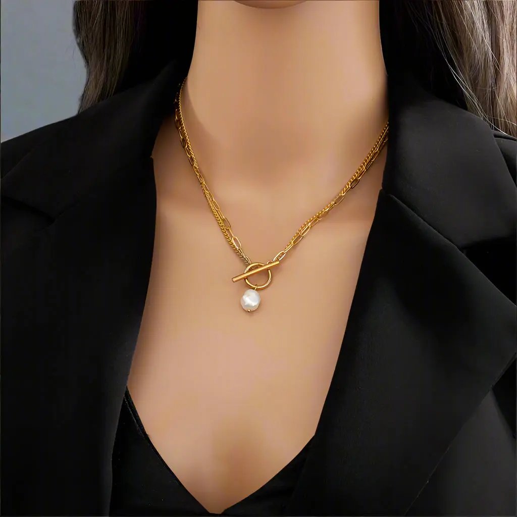 Pearl Pendant Necklace