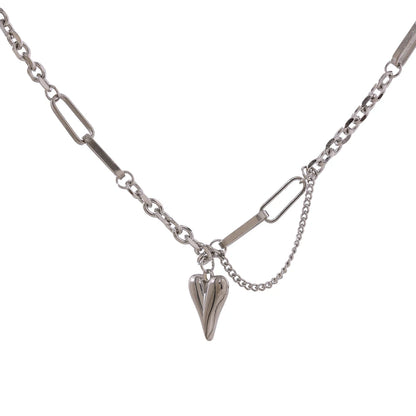 Silver Romantic_Heart_Necklace