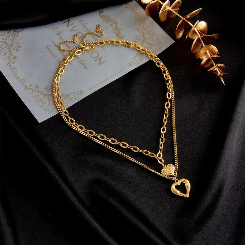 Playful Double Heart Necklace DIEYURO