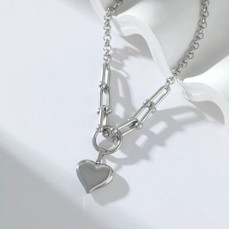 Mia Heart Pendant EILIECK