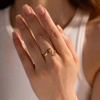 Minimalist Irregular Curve Ring Youthway