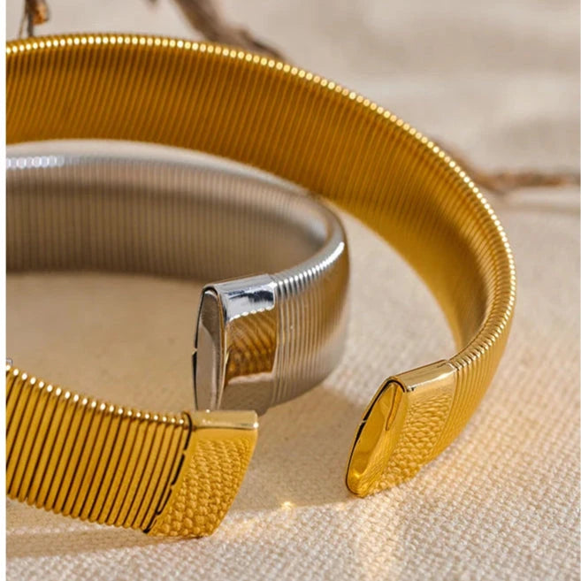 Marissa Cuff Bangle Yhpup