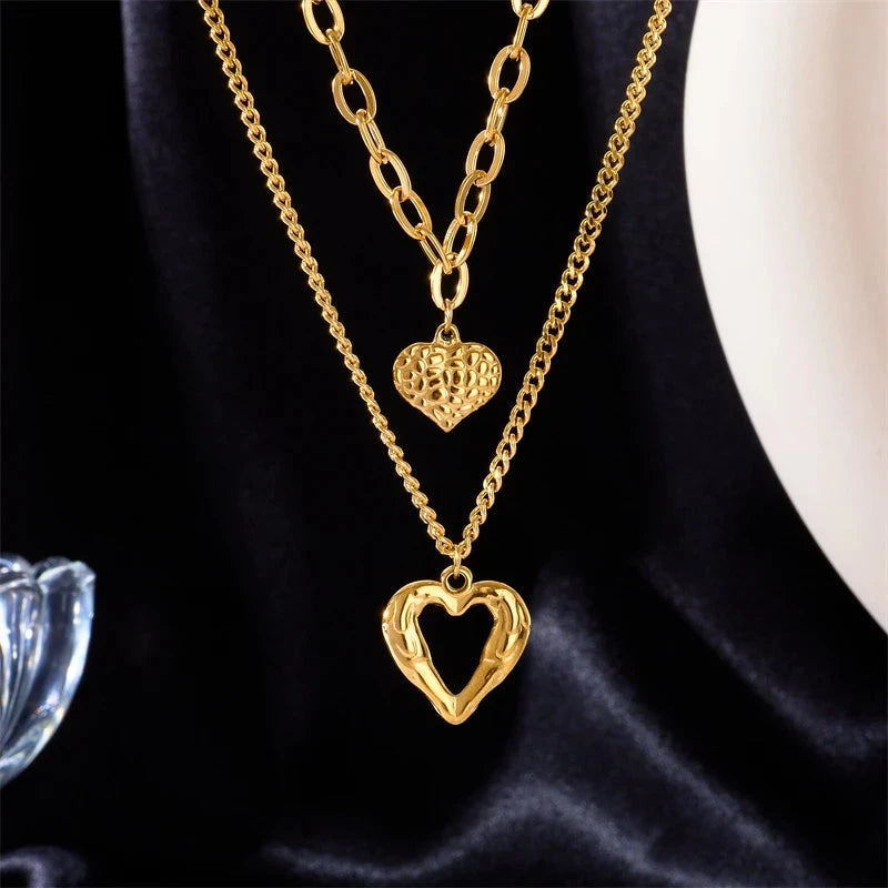 Playful Double Heart Necklace DIEYURO