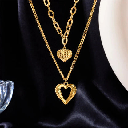Playful Double Heart Necklace DIEYURO