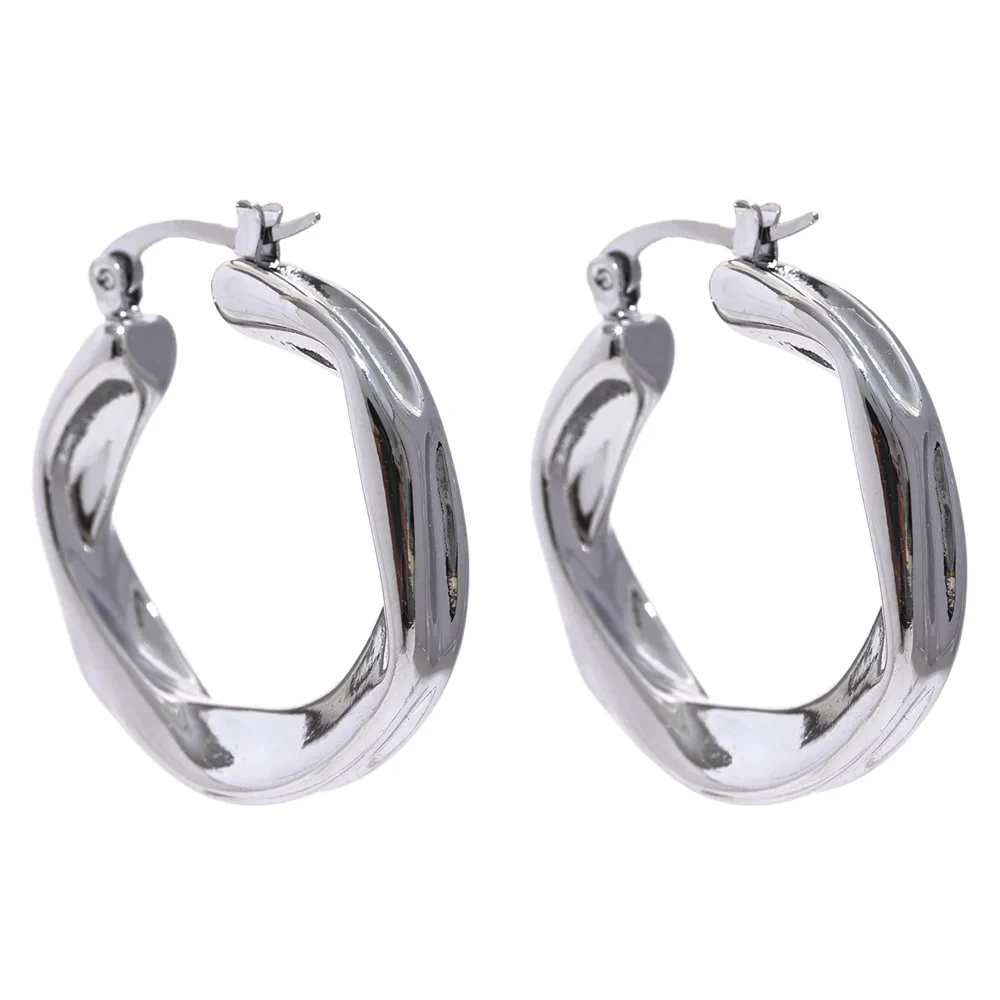 Vellara Hoop Earrings Yhpup