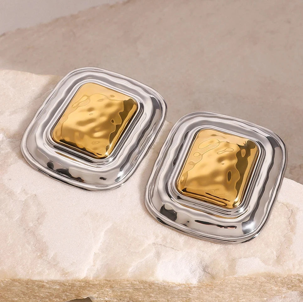 Tarnish-free, water-resistant, hypoallergenic PVD Gold-Plated 316L Stainless Steel square stud earrings.