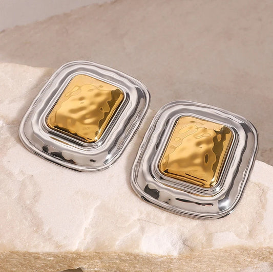Tarnish-free, water-resistant, hypoallergenic PVD Gold-Plated 316L Stainless Steel square stud earrings.