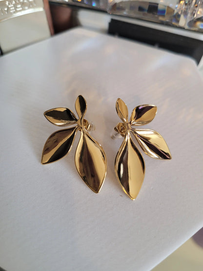 Leaf Flower Stud Earrings Yhpup