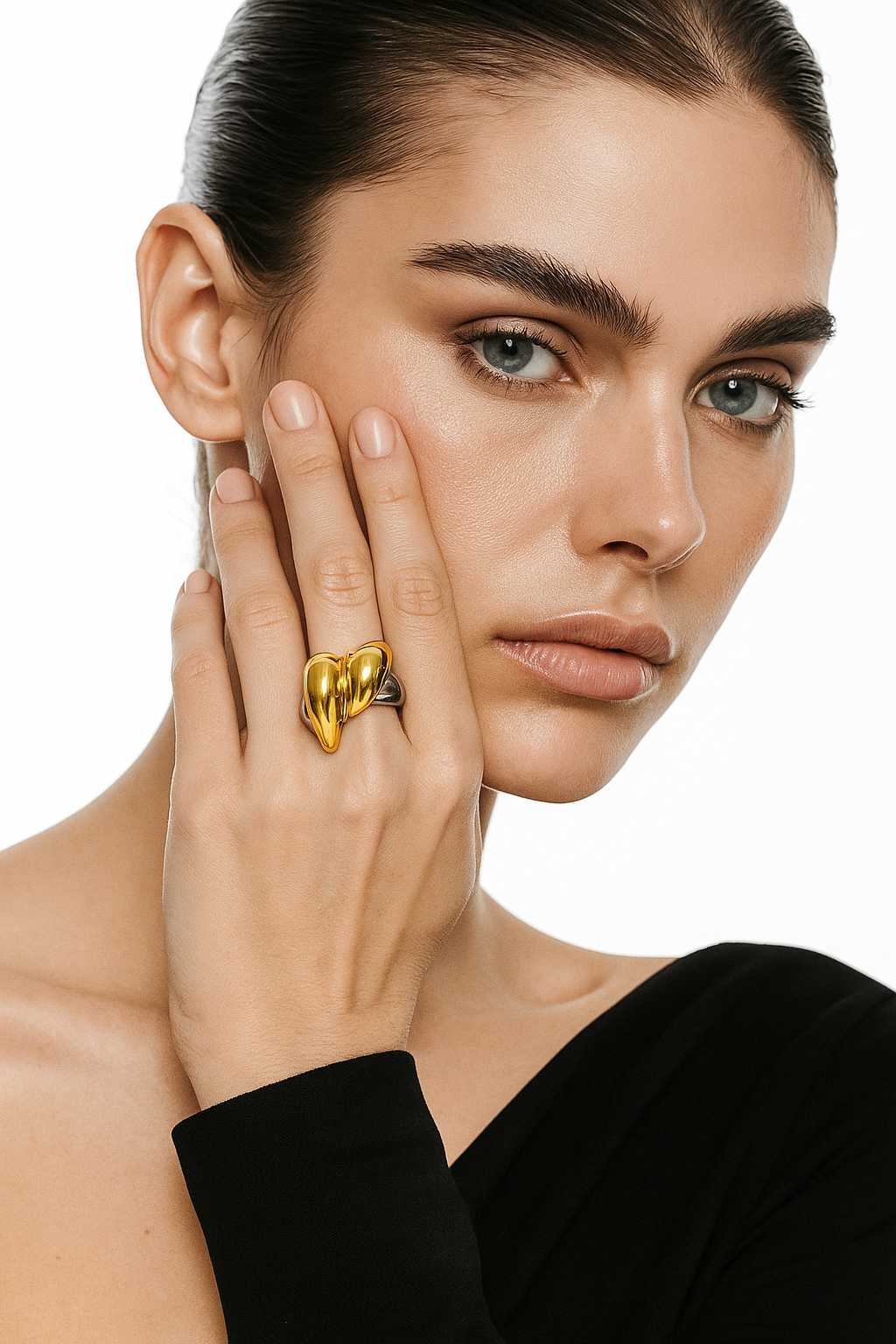 Croissant Mixed Metal Ring YISS FERA