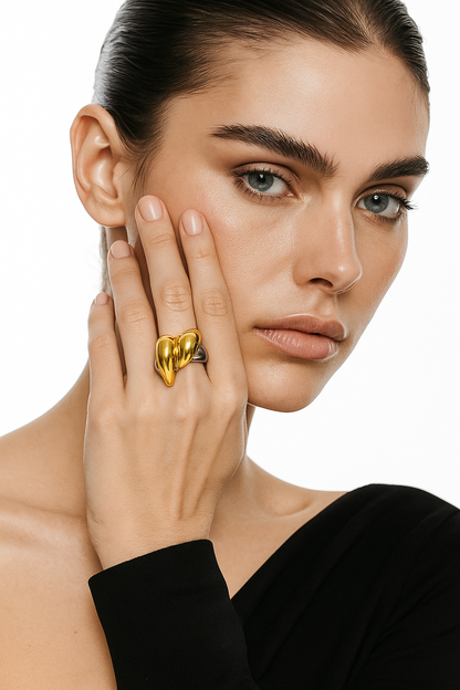 Croissant Mixed Metal Ring YISS FERA